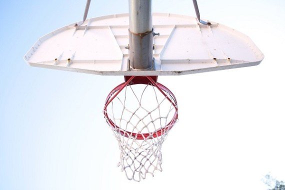 Podemos Getafe solicita la instalación de canastas de baloncesto en la ciudad de los niños